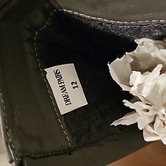 Nwot HAVE POCKETS combat style boots - Picture 4 of 8